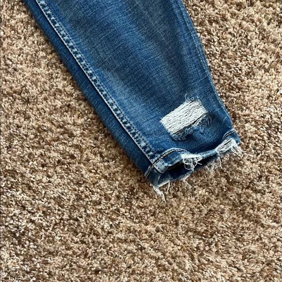 BKE Distressed Blue Ankle Jeans - Picture 4 of 7
